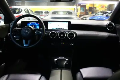 Mercedes-Benz A 250 2020 - 23890 EUR, 109000 km - AUTO.MOTO.pt - 109000km - foto 17 de 29