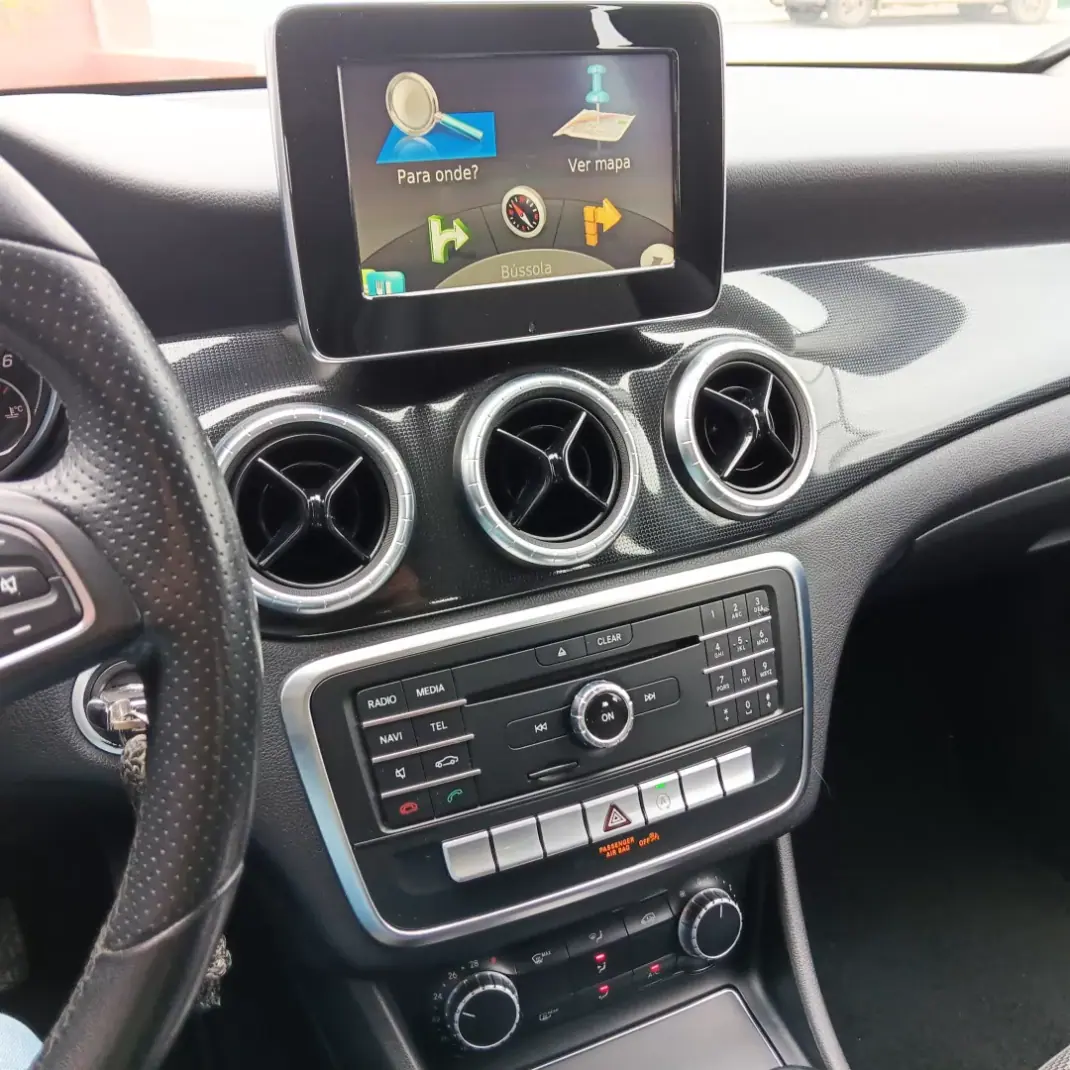Mercedes-Benz CLA 180 2017 - 18500 EUR, 182678 km - AUTO.MOTO.pt - 182678km - foto 15 de 23