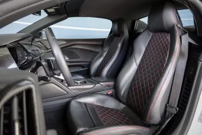 Audi R8 Spyder 2019 - 170000 EUR, 31543 km - AUTO.MOTO.pt - 31543km - foto 15 de 23