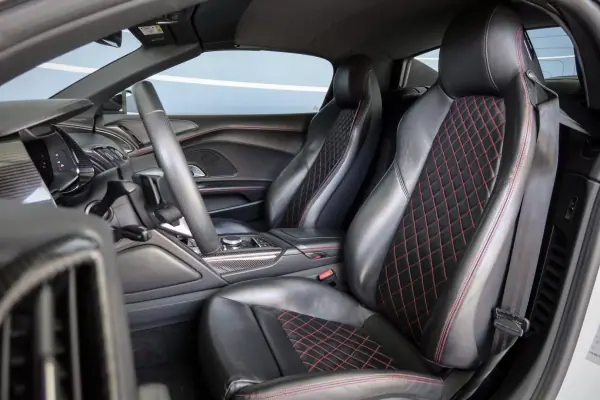 Audi R8 Spyder 2019 - 170000 EUR, 31543 km - AUTO.MOTO.pt - 31543km - foto 15 de 23