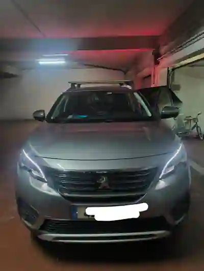 Peugeot 5008 2019 - 21750 EUR, 100000 km - AUTO.MOTO.pt - 100000km - foto 3 de 8