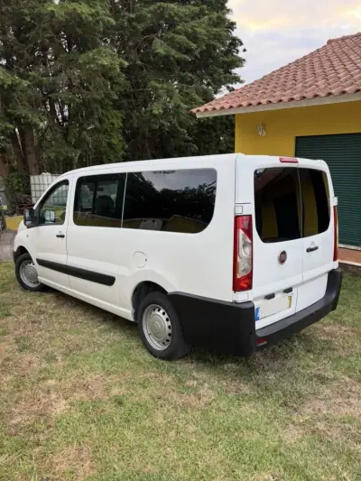 Fiat Scudo 2010 - 8990 EUR, 338000 km - AUTO.MOTO.pt - 338000km - foto 2 de 7