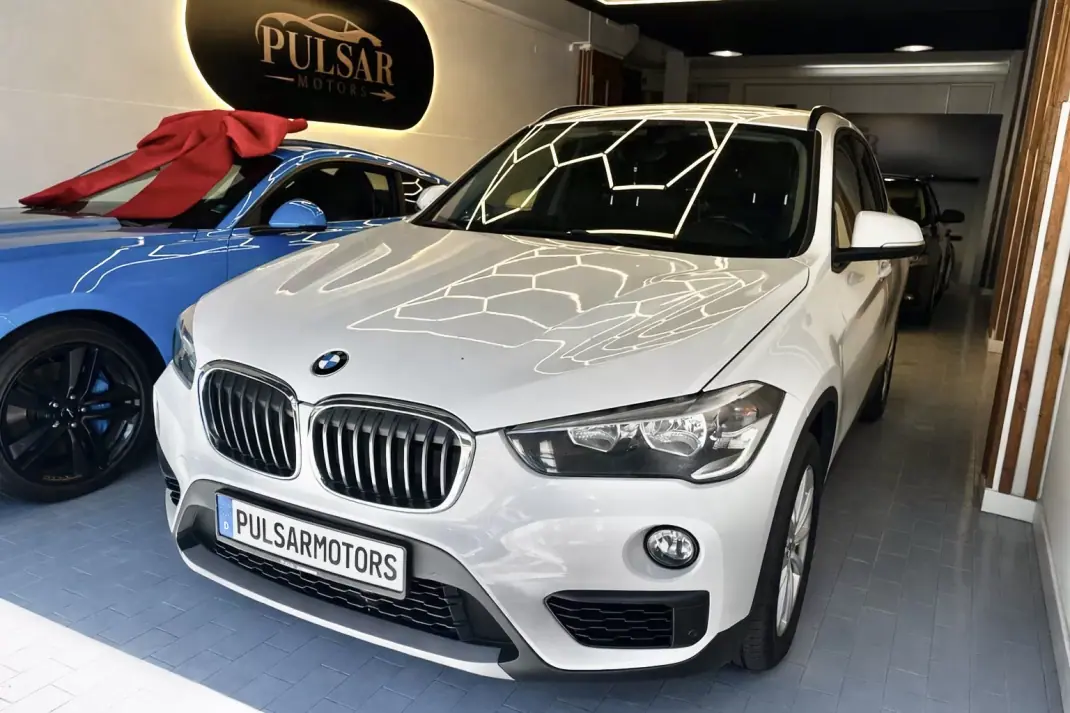 BMW X1 2017 - 14990 EUR, 280000 km - AUTO.MOTO.pt - 280000km - foto 3 de 9