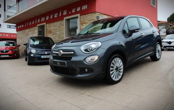 Fiat 500X 1.4 MA Lounge J18 S&S 2018 Gasolina — 99 000 km · Ilha de São Miguel Fiat 500X 1.4 MA Lounge J18 S&S 2018 Gasolina