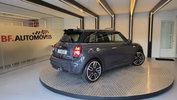 MINI Cooper 2019 - 24900 EUR, 114062 km - AUTO.MOTO.pt - 114062km - foto 20 de 61