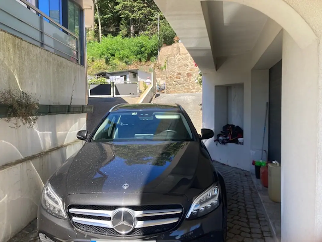 Mercedes-Benz C 200 2019 - 18000 EUR, 223000 km - AUTO.MOTO.pt - 223000km - foto 1 de 4