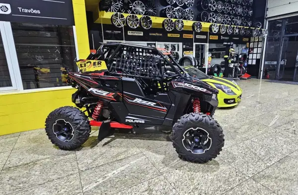 Polaris RZR 2019 - 16500 EUR, 8000 km - AUTO.MOTO.pt - 8000km - foto 4 de 18