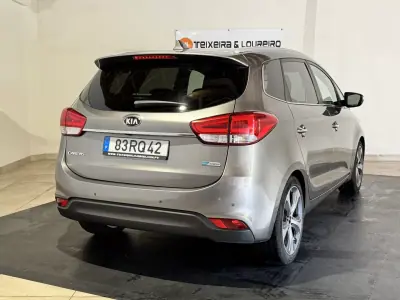 Kia Carens 2016 - 16500 EUR, 115211 km - AUTO.MOTO.pt - 115211km - foto 5 de 26