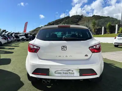SEAT Ibiza 2017 - 16490 EUR, 122984 km - AUTO.MOTO.pt - 122984km - foto 4 de 13