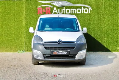 Citroën 2016 - 10990 EUR, 150000 km - AUTO.MOTO.pt - 150000km - foto 4 de 24