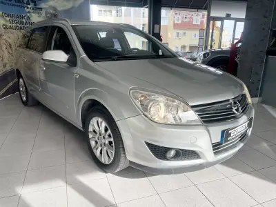 Opel Astra Caravan 2009 - 5600 EUR, 289204 km - AUTO.MOTO.pt - 289204km - foto 2 de 19