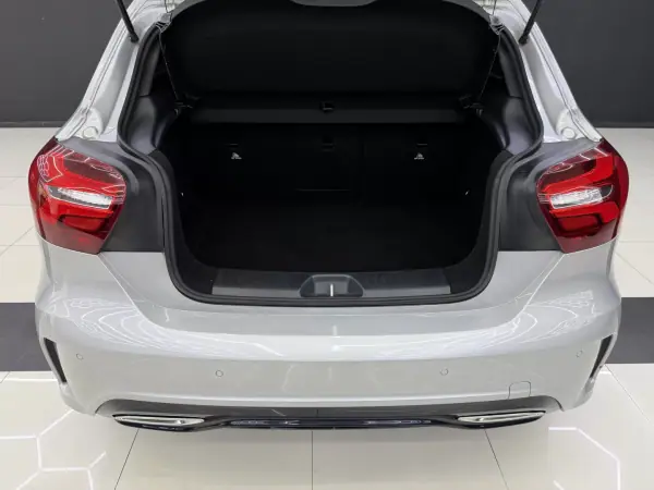 Mercedes-Benz A 180 2017 - 19950 EUR, 127427 km - AUTO.MOTO.pt - 127427km - foto 15 de 43