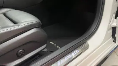 Mercedes-Benz C 43 AMG 2016 - 39990 EUR, 128967 km - AUTO.MOTO.pt - 128967km - foto 33 de 55
