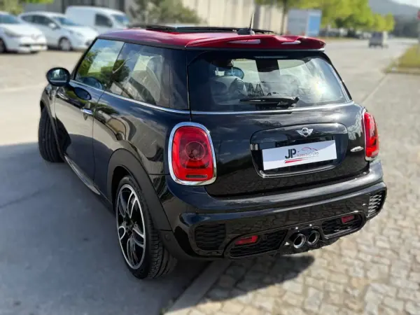 MINI John Cooper Works 2018 - 27900 EUR, 51250 km - AUTO.MOTO.pt - 51250km - foto 10 de 28