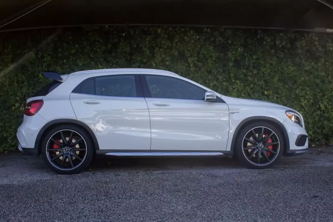 Mercedes-Benz GLA 45 AMG 2015 - 34900 EUR, 49200 km - AUTO.MOTO.pt - 49200km - foto 6 de 20