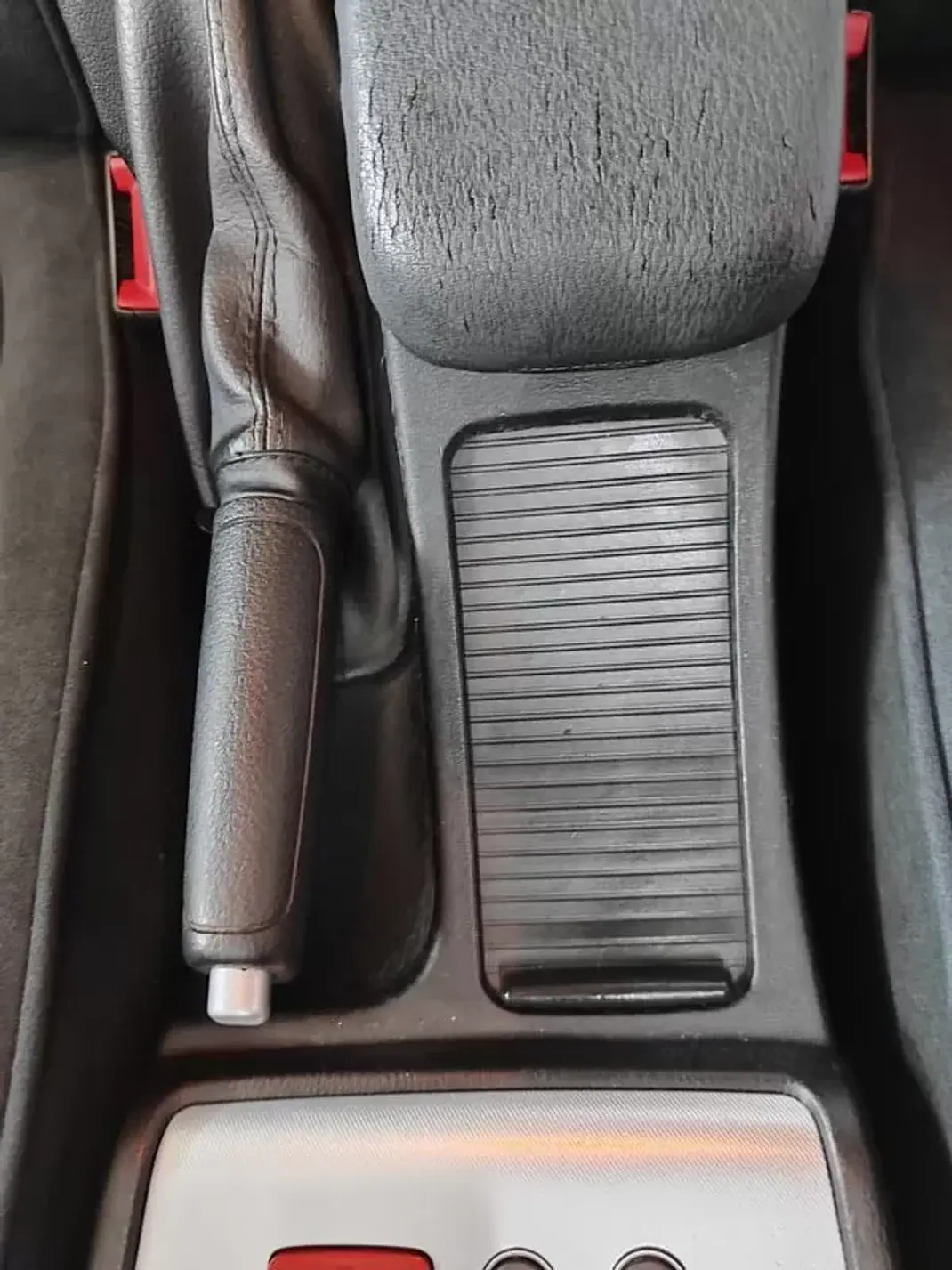 Alfa Romeo 159 Sportwagon 2008 - 7250 EUR, 221050 km - AUTO.MOTO.pt - 221050km - foto 32 de 37