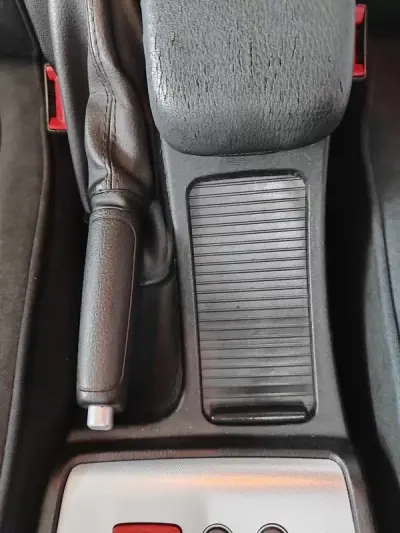 Alfa Romeo 159 Sportwagon 2008 - 7250 EUR, 221050 km - AUTO.MOTO.pt - 221050km - foto 32 de 37