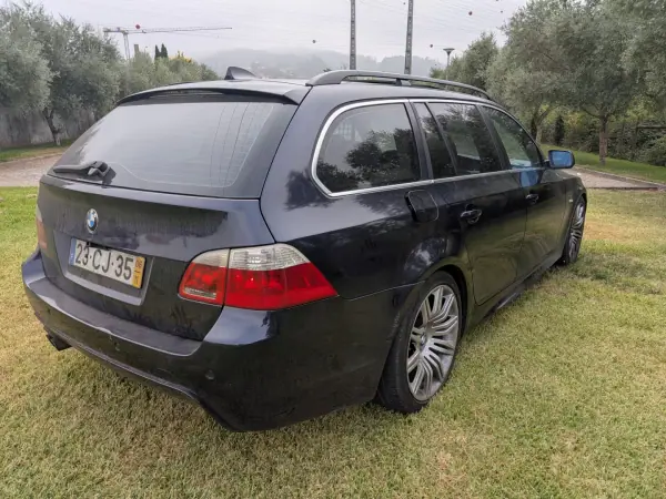 BMW 530 2006 - 10500 EUR, 290000 km - 290000km - foto 9 de 17