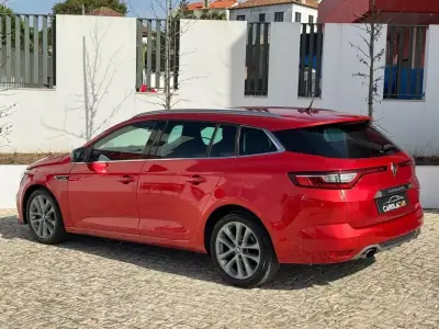 Renault Mégane Sport Tourer 2016 - 13750 EUR, 130000 km - 130000km - foto 8 de 27