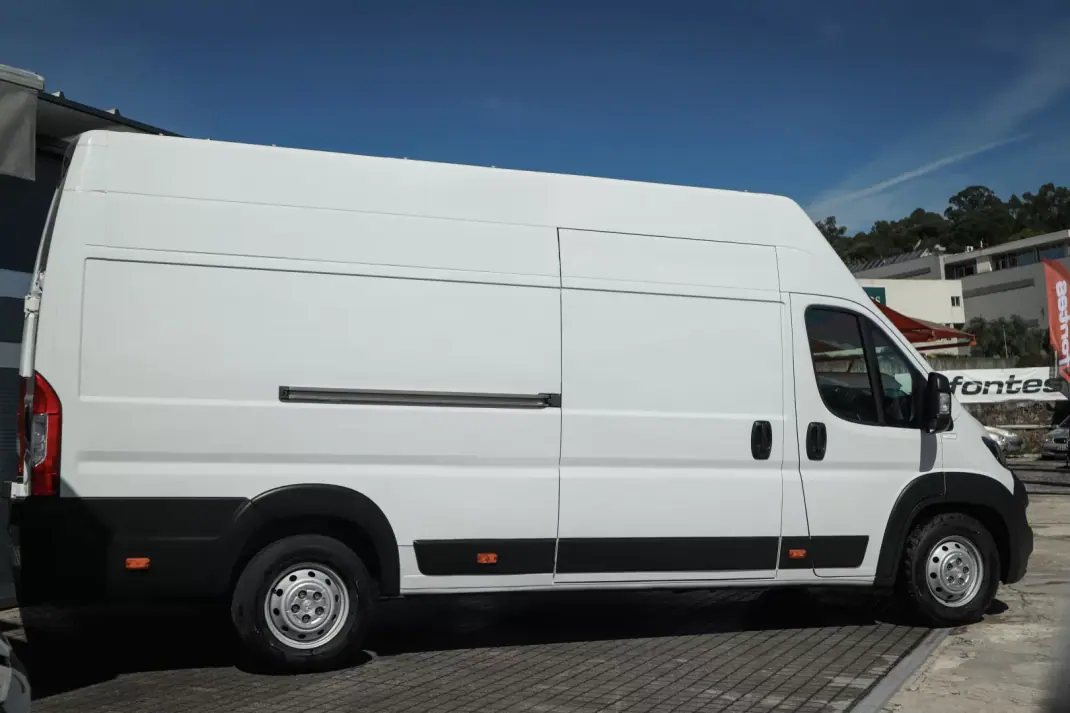 Peugeot 2022 - 22900 EUR, 199770 km - AUTO.MOTO.pt - 199770km - foto 7 de 16