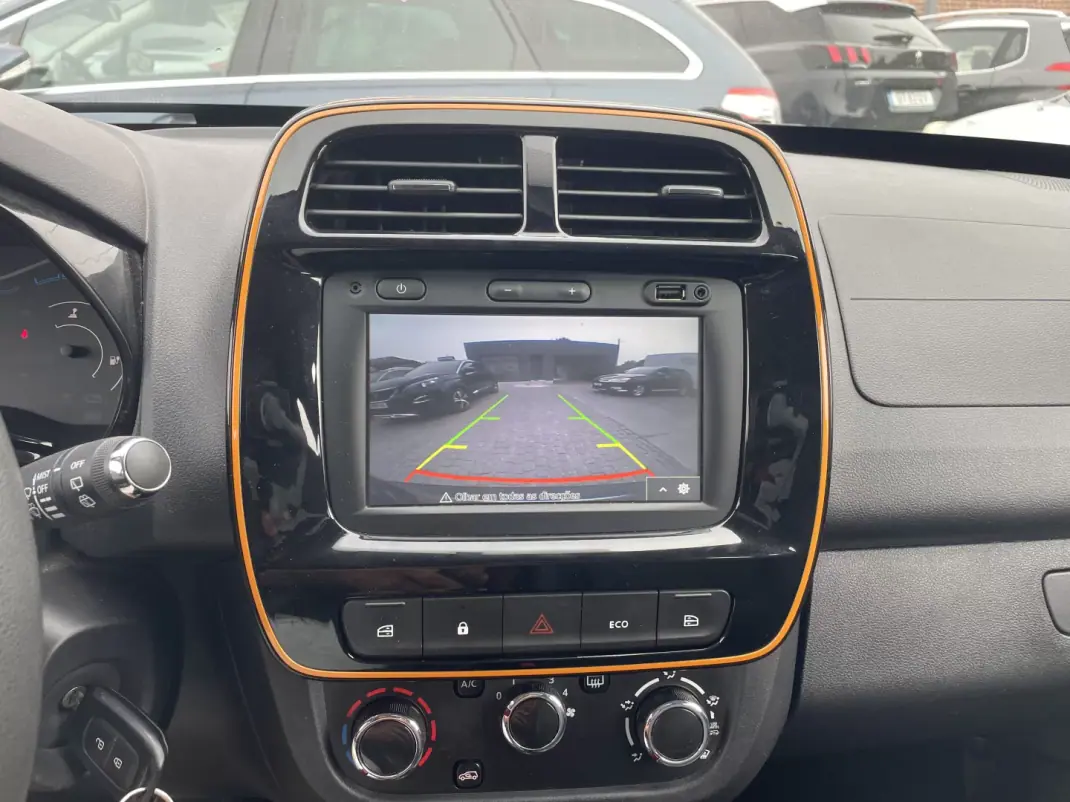 Dacia Spring 2021 - 10850 EUR, 17296 km - AUTO.MOTO.pt - 17296km - foto 26 de 32