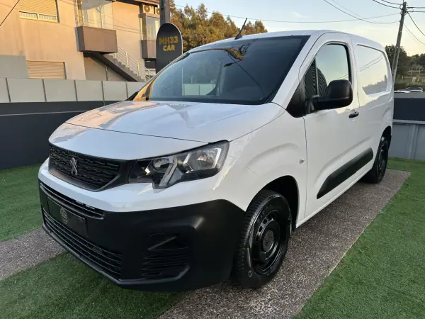 Peugeot Partner 2019 — foto 3 de 38