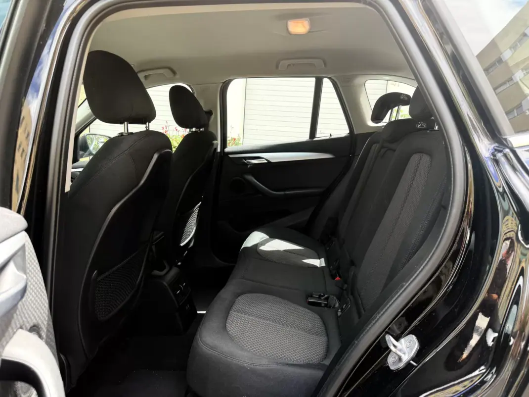 BMW X1 2019 - 19450 EUR, 183000 km - AUTO.MOTO.pt - 183000km - foto 11 de 15