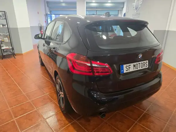 BMW 218 Active Tourer 2015 - 15890 EUR, 162866 km - AUTO.MOTO.pt - 162866km - foto 5 de 47