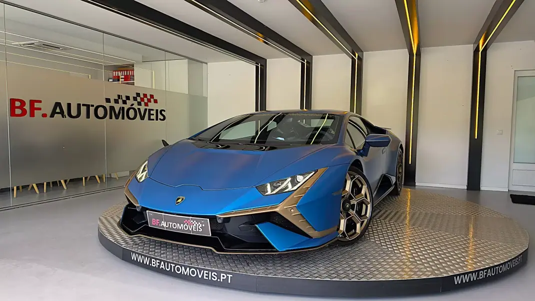 Lamborghini Huracán 2024 - 397500 EUR, 11996 km - AUTO.MOTO.pt - 11996km - foto 18 de 79
