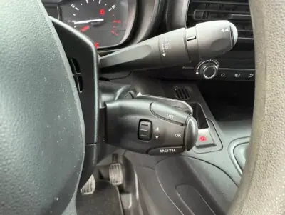Citroën BERLINGO VAN XL 1.5 BLUE HDI 3 LUGARES 2022 - 15250 EUR, 101600 km - AUTO.MOTO.pt - 101600km - foto 15 de 23