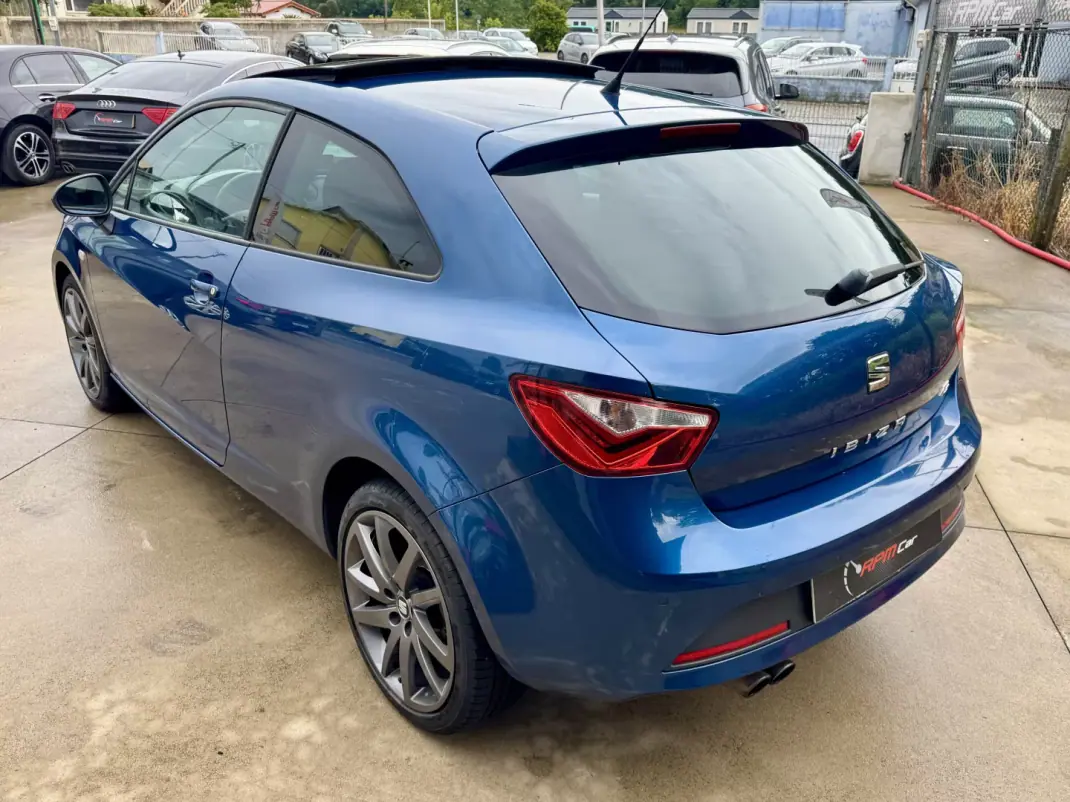 SEAT Ibiza 2014 - 7999 EUR, 149609 km - AUTO.MOTO.pt - 149609km - foto 17 de 24
