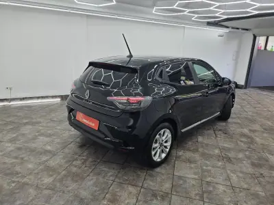 Renault Clio 2024 — foto 4 de 28
