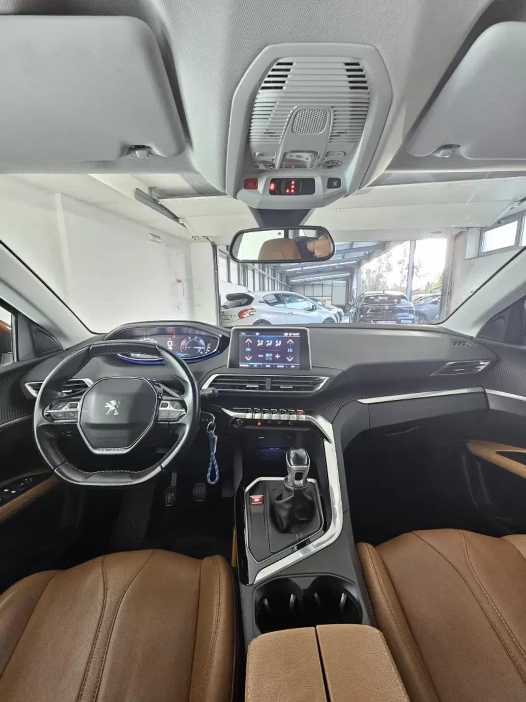 Peugeot 3008 2018 - 18500 EUR, 122503 km - AUTO.MOTO.pt - 122503km - foto 22 de 25