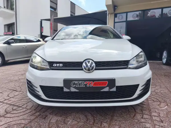 Volkswagen Golf 2014 - 17900 EUR, 195000 km - AUTO.MOTO.pt - 195000km - foto 3 de 32