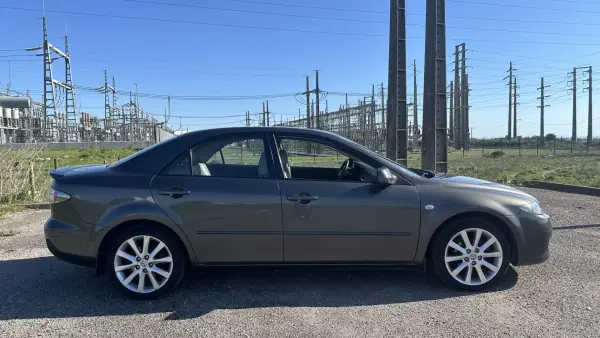 Mazda 6 2007 - 6750 EUR, 115000 km - AUTO.MOTO.pt - 115000km - foto 4 de 15