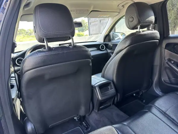 Mercedes-Benz C 180 2017 - 15900 EUR, 249000 km - AUTO.MOTO.pt - 249000km - foto 43 de 58