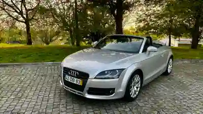 Audi TT Roadster 2007 - 12500 EUR, 128 km - AUTO.MOTO.pt - 128km - foto 9 de 11