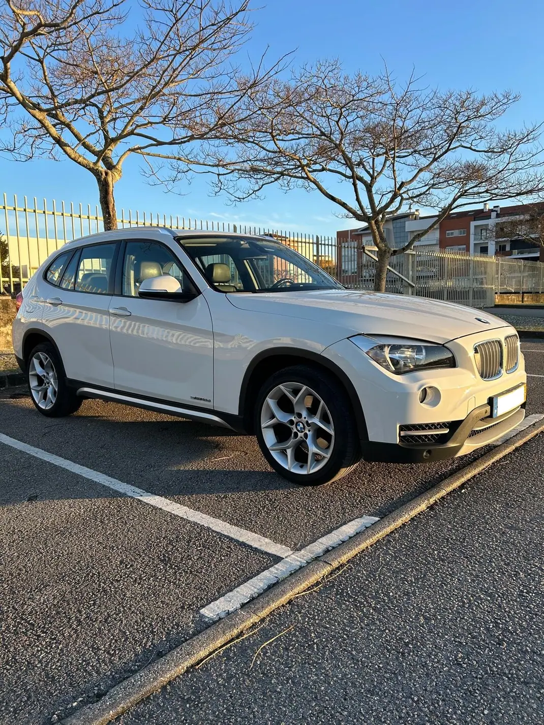 BMW X1 2013 - 13950 EUR, 173000 km - AUTO.MOTO.pt - 173000km - foto 11 de 11