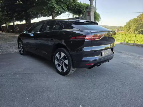 Jaguar I-Pace 2020 - 24499 EUR, 128765 km - AUTO.MOTO.pt - 128765km - foto 9 de 41