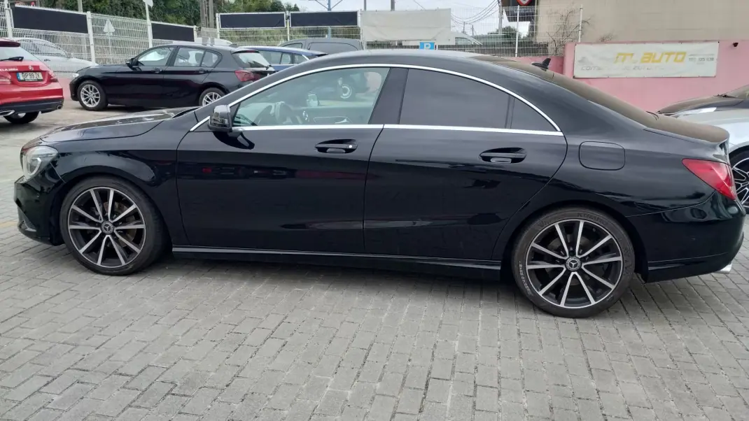 Mercedes-Benz CLA 200 2016 - 19999 EUR, 199000 km - AUTO.MOTO.pt - 199000km - foto 8 de 33