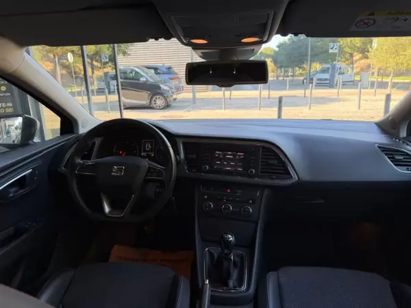 SEAT Leon 2015 - 11900 EUR, 249700 km - AUTO.MOTO.pt - 249700km - foto 10 de 12