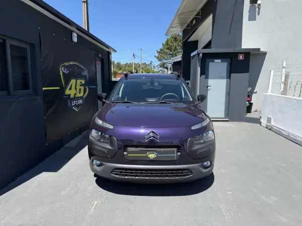 Citroën C4 Cactus 2017 - 8500 EUR, 201000 km - AUTO.MOTO.pt - 201000km - foto 2 de 17