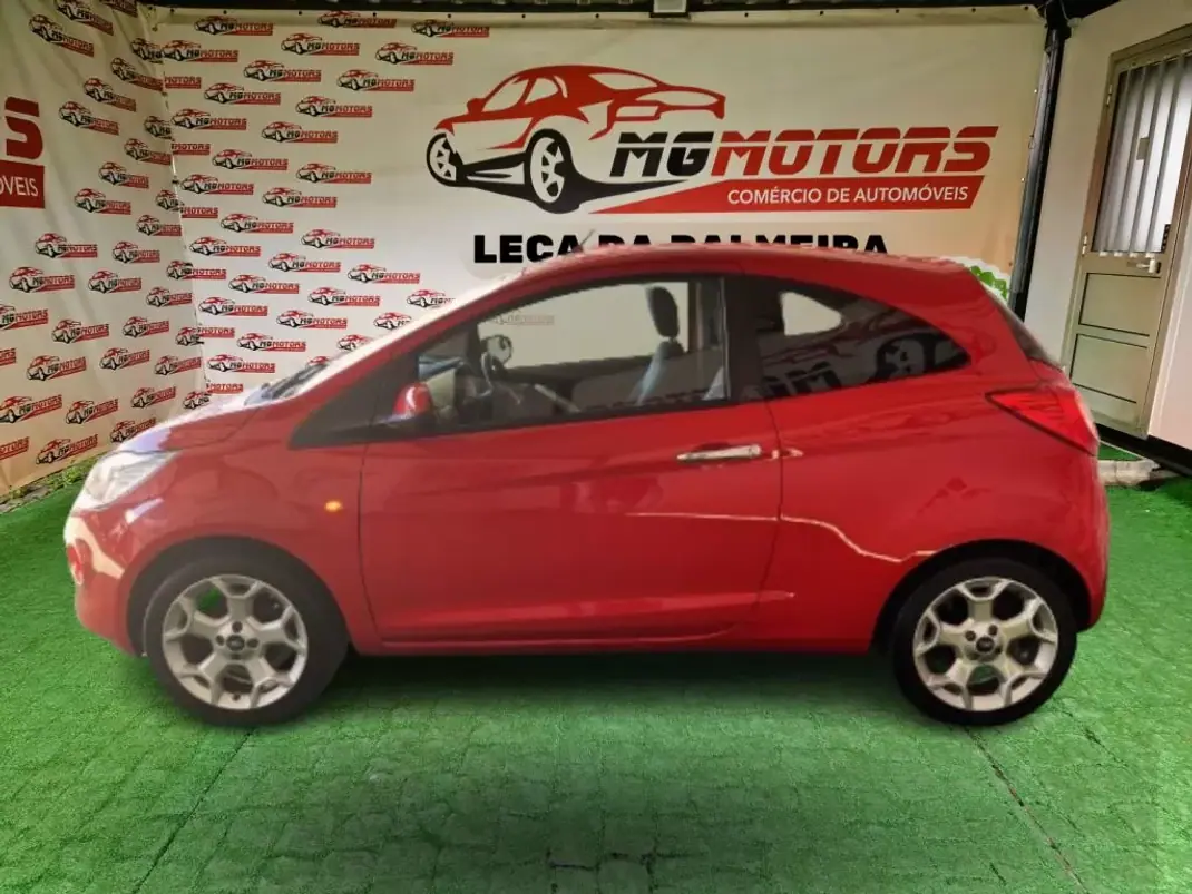Ford KA 2015 - 7500 EUR, 121750 km - AUTO.MOTO.pt - 121750km - foto 12 de 45