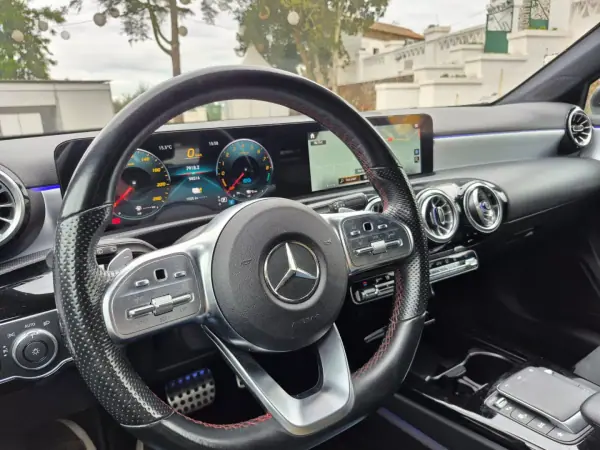 Mercedes-Benz A 250 2021 - 28900 EUR, 98516 km - AUTO.MOTO.pt - 98516km - foto 9 de 24