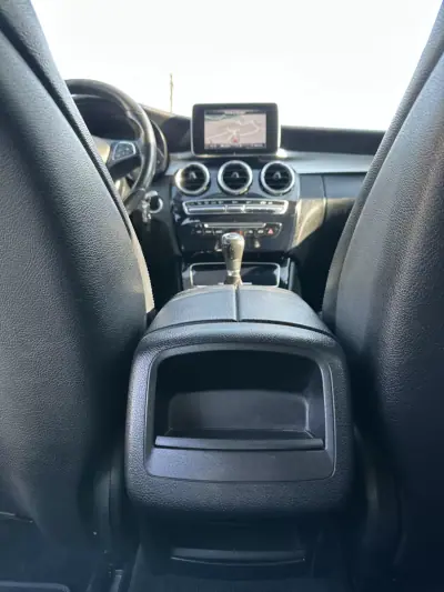 Mercedes-Benz C 180 2017 - 15900 EUR, 249000 km - AUTO.MOTO.pt - 249000km - foto 48 de 58