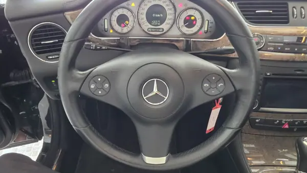 Mercedes-Benz CLS 320 2008 - 11900 EUR, 248910 km - 248910km - foto 45 de 64