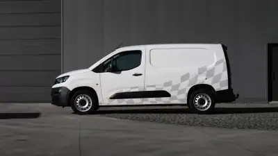 Peugeot Partner L2 caixa automática 130cv 2019 - 17900 EUR, 163000 km - AUTO.MOTO.pt - 163000km - foto 2 de 30