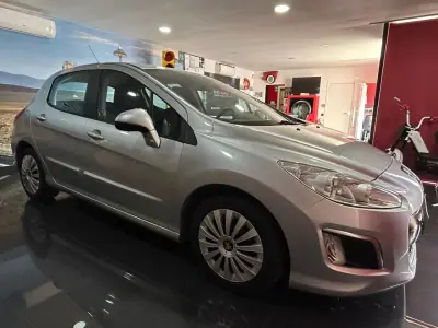 Peugeot 308 2011 - 5250 EUR, 262746 km - 262746km - foto 7 de 17