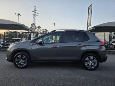 Peugeot 2008 2016 - 12990 EUR, 160000 km - AUTO.MOTO.pt - 160000km - foto 5 de 35