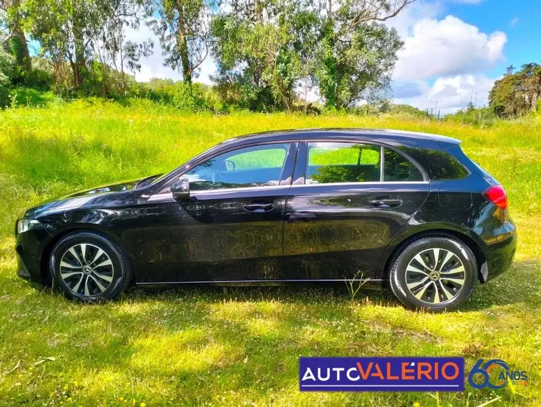Mercedes-Benz A 180 2020 - 25950 EUR, 10120 km - AUTO.MOTO.pt - 10120km - foto 2 de 36